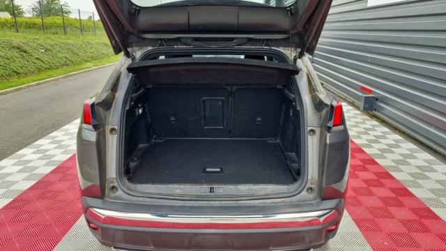 Peugeot 3008 image 1