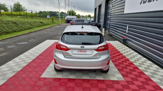 Ford Fiesta image 8