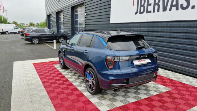 Lynk & Co 01 image 7