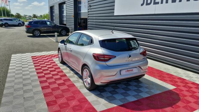 Renault Clio image 9