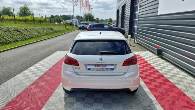 Peugeot 308 image 8