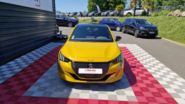 Peugeot 208 image 7