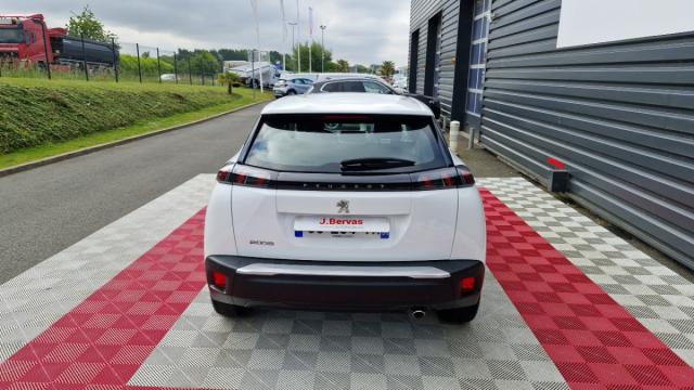 Peugeot 2008 image 6