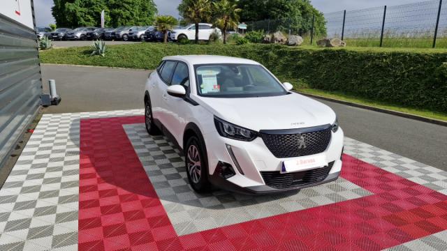 Peugeot 2008 image 3