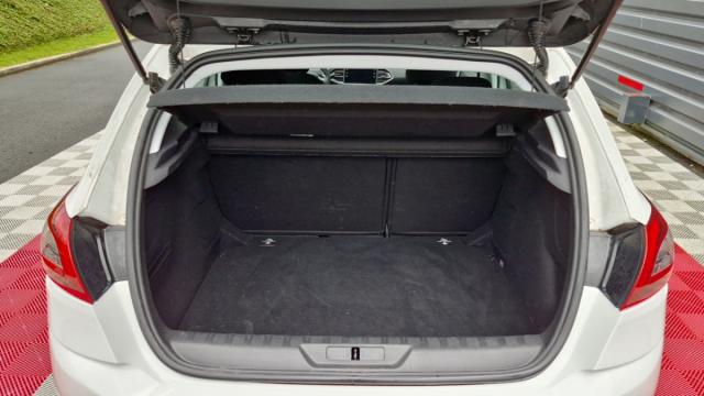 Peugeot 308 image 7