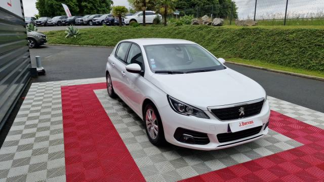 Peugeot 308 image 8