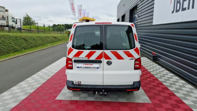 Volkswagen Transporter image 6