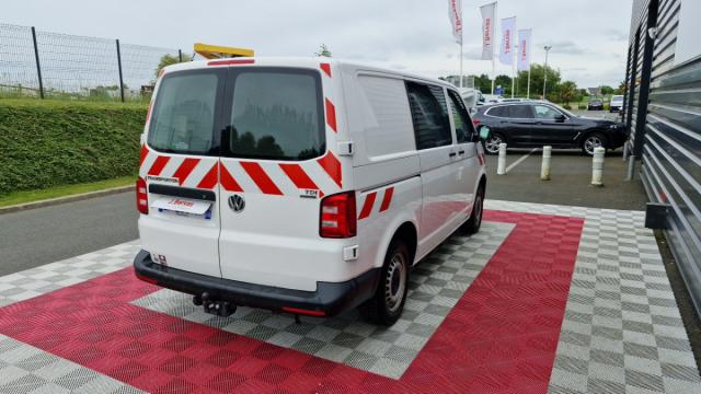 Volkswagen Transporter image 9
