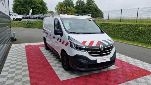 Renault Trafic image 8
