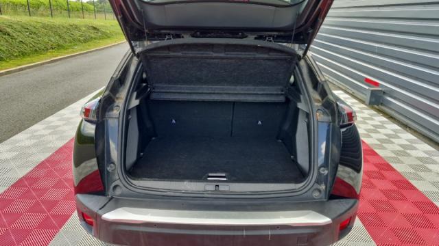 Peugeot 2008 image 9