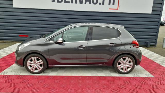 Peugeot 208 image 3