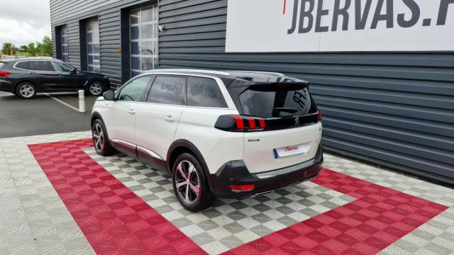Peugeot 5008 image 4