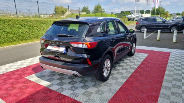 Ford Kuga image 4