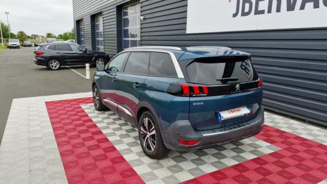 Peugeot 5008 image 6