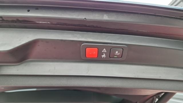 Peugeot 5008 image 3