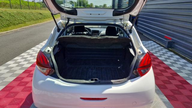 Peugeot 208 Affaire image 5