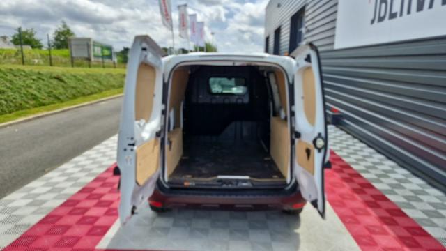 Renault Express Van image 6
