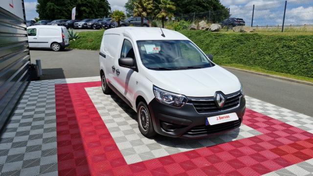 Renault Express Van image 4