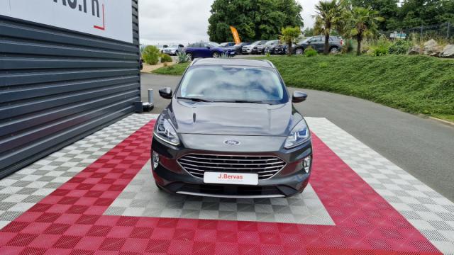 Ford Kuga image 2