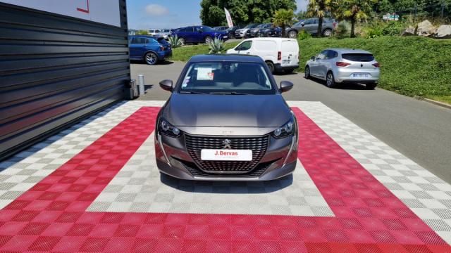 Peugeot 208 image 6