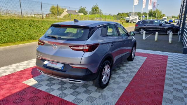 Opel Grandland X image 2