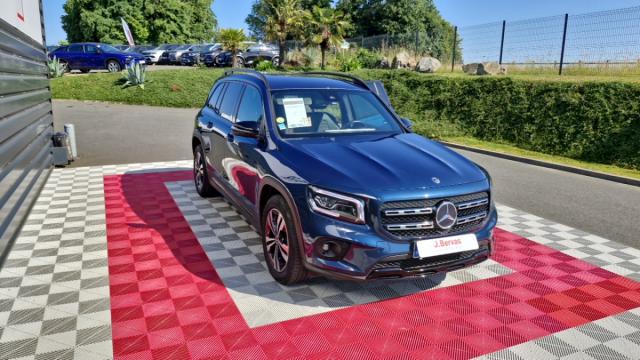 Mercedes Benz Glb image 3