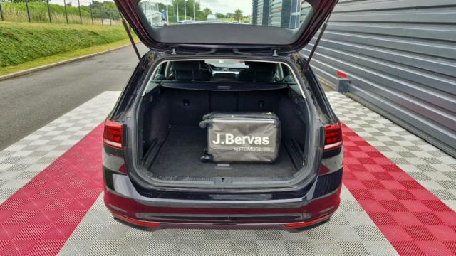 Volkswagen Passat Sw image 6