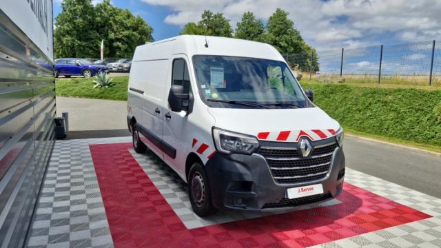 Renault Master image 2