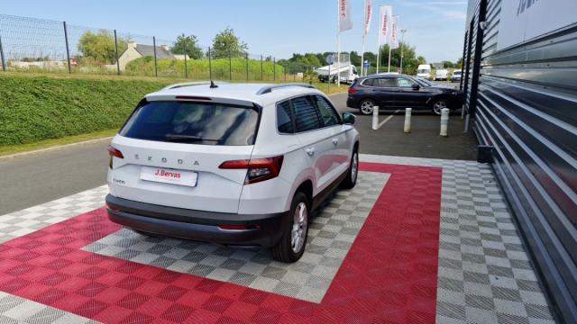 Skoda Karoq image 2
