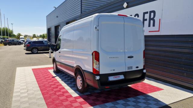 Ford Transit image 4