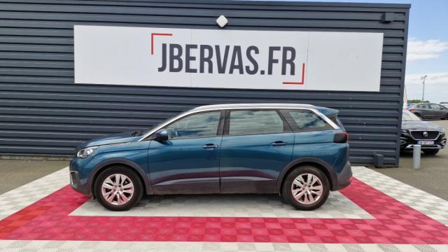Peugeot 5008 image 1