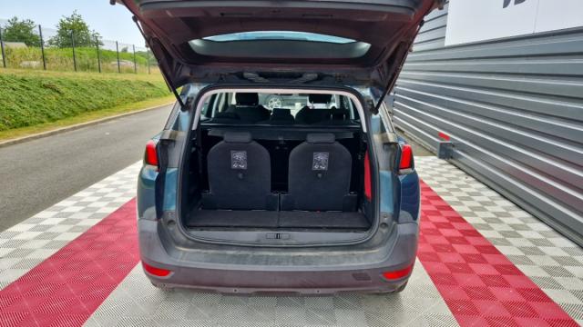Peugeot 5008 image 7