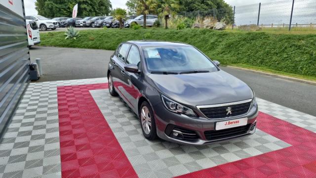 Peugeot 308 image 9