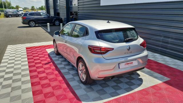 Renault Clio image 9