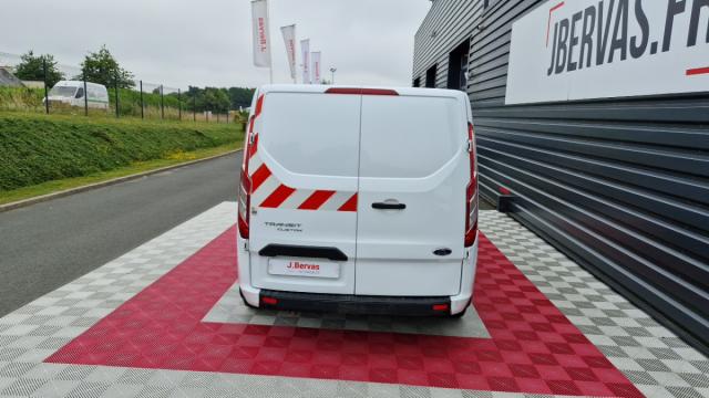 Ford Transit Custom image 3