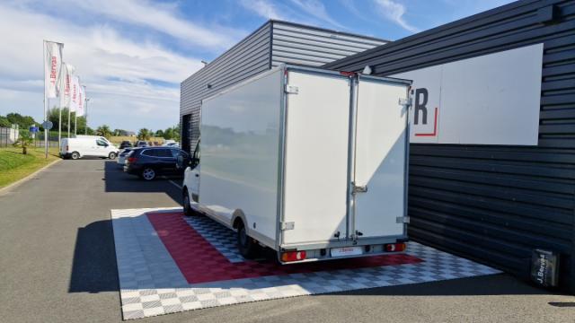 Renault Master image 8