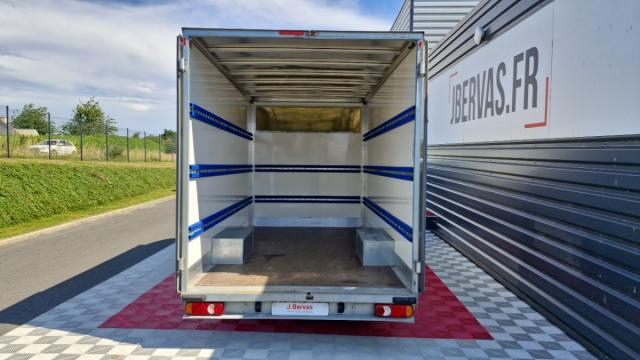 Renault Master image 4