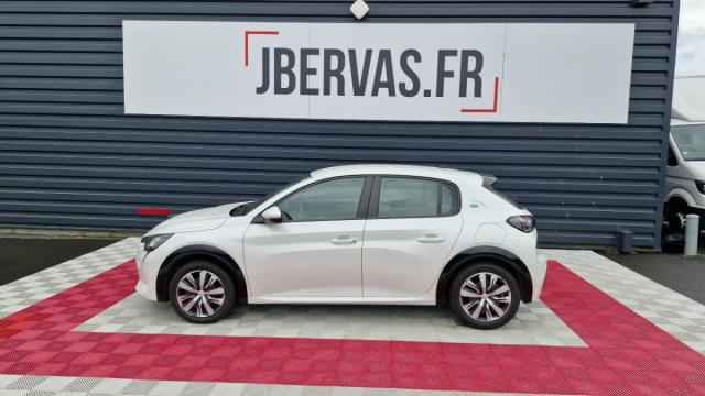 Peugeot 208 image 8
