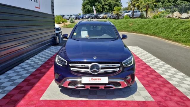 Mercedes Benz Glc image 2