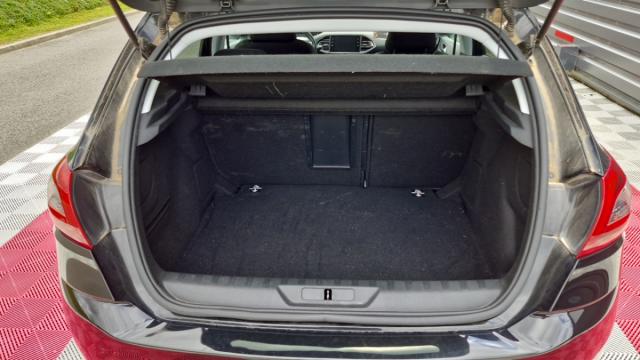 Peugeot 308 image 7