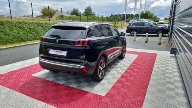 Peugeot 3008 image 2