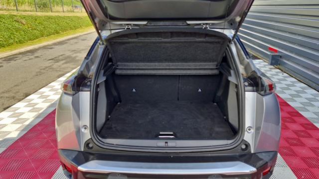 Peugeot 2008 image 6