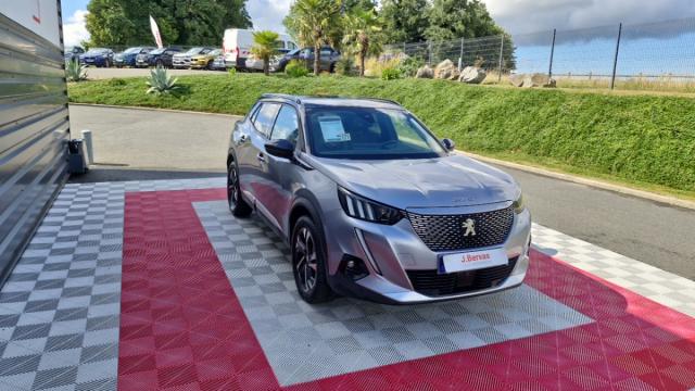 Peugeot 2008 image 9
