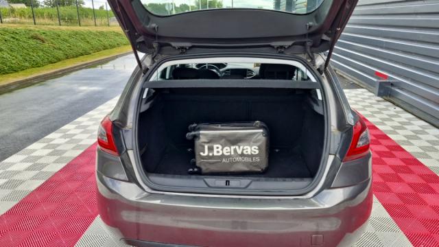 Peugeot 308 image 5