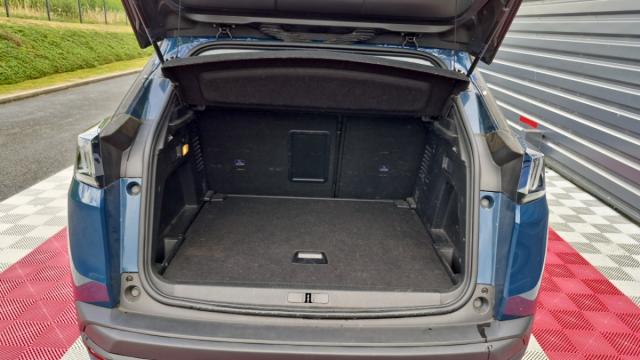 Peugeot 3008 image 2