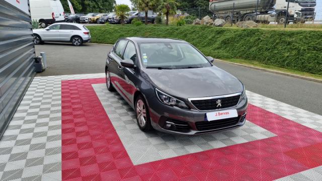 Peugeot 308 image 1