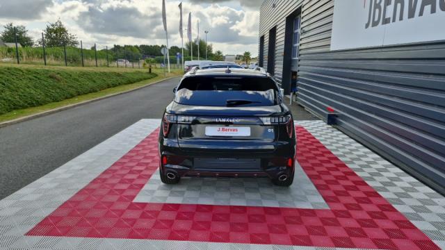 Lynk & Co 01 image 2
