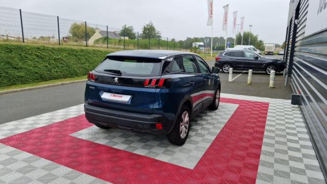 Peugeot 3008 image 2