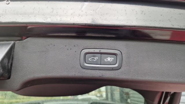 Lynk & Co 01 image 9