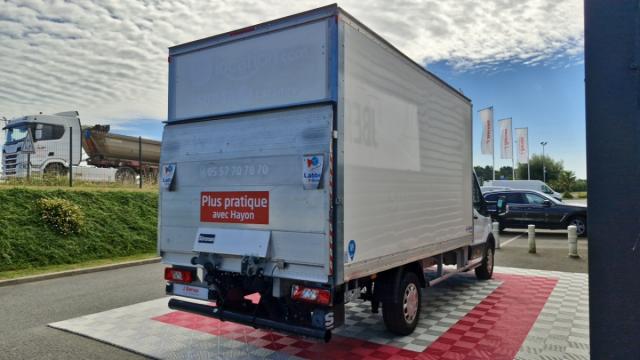 Ford Transit image 9